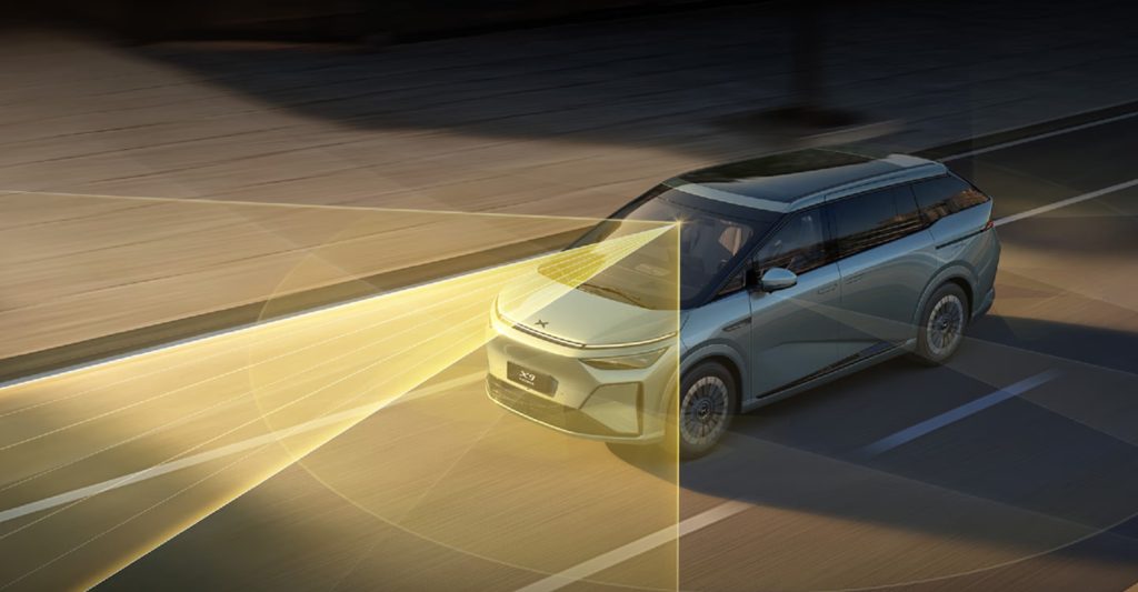 Teknologi Canggih XPILOT ASSIST
Didukung oleh chip XP5 Turing berkinerja tinggi